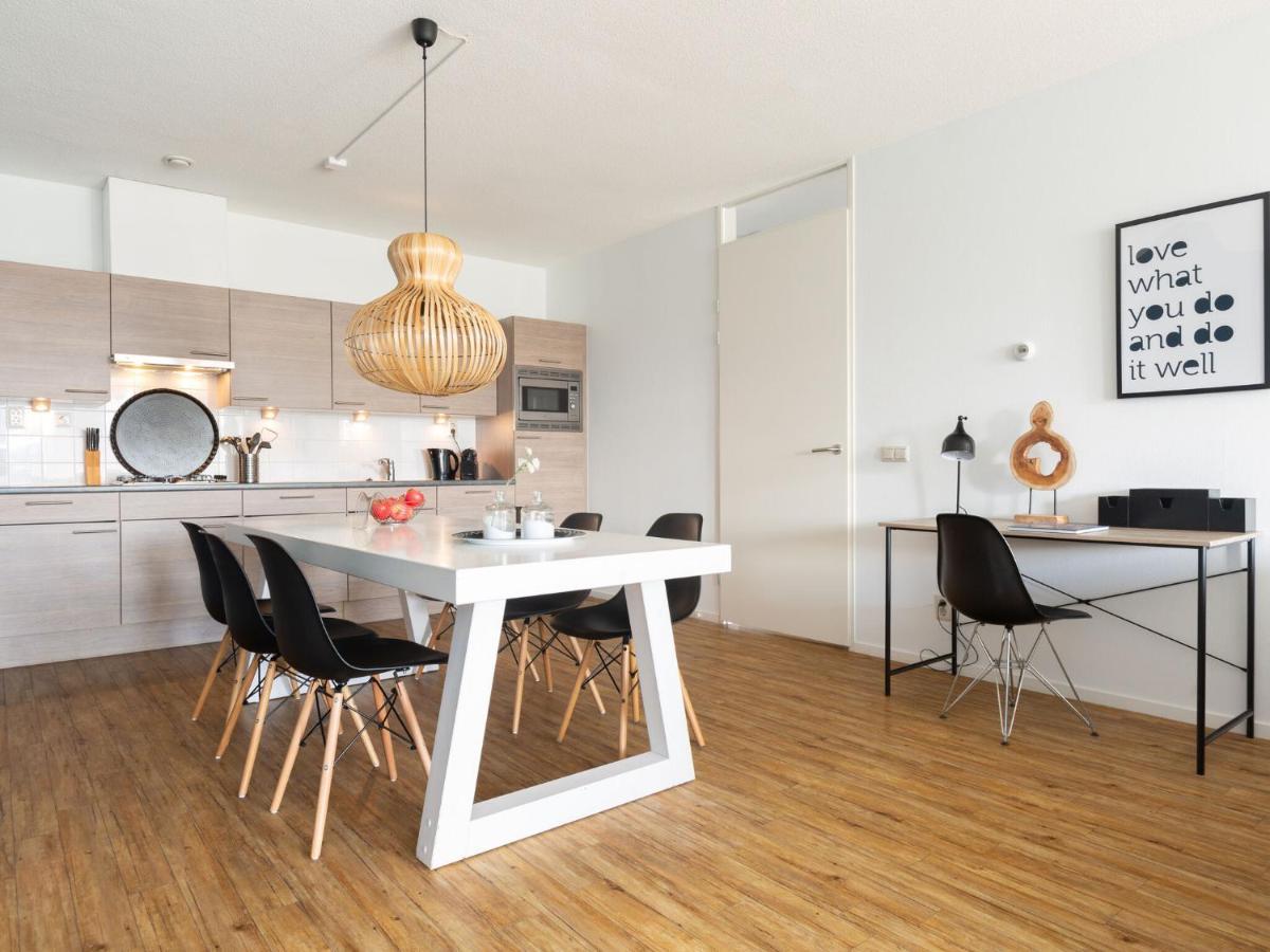 Luxury Fantastic View Of The Marina In Scheveningen Apartment Den Haag